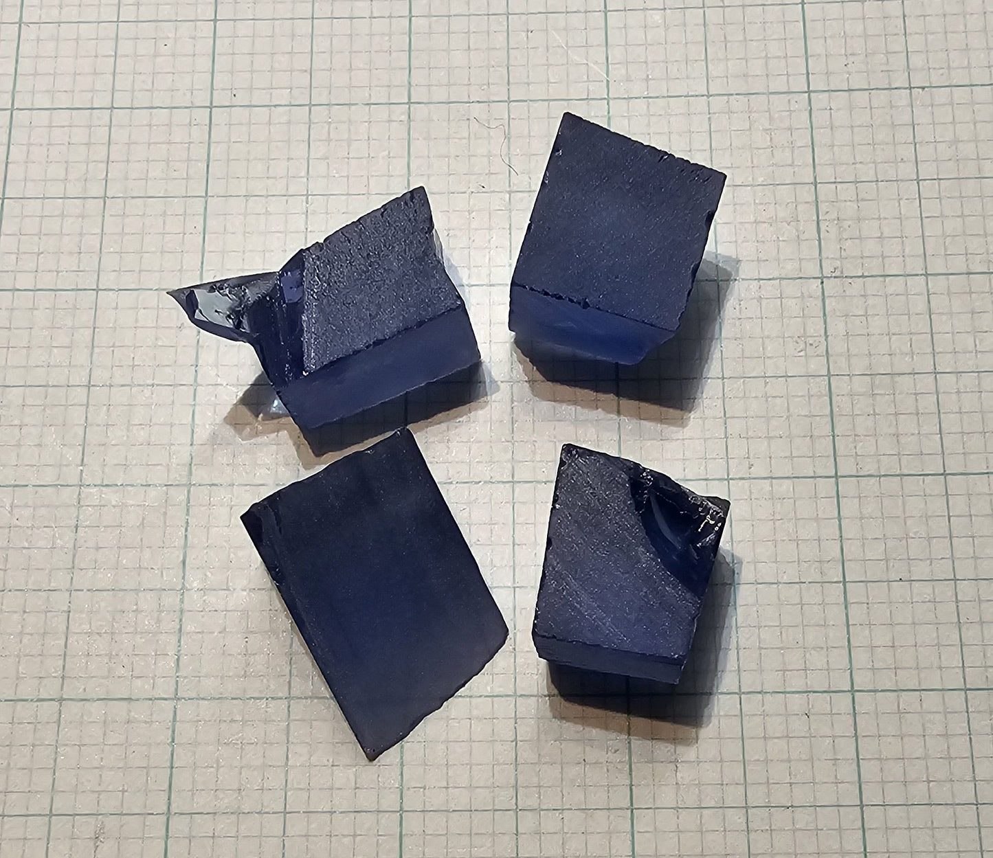 Blue Sapphire Rough, Czochralski Grown Sapphire Crystals