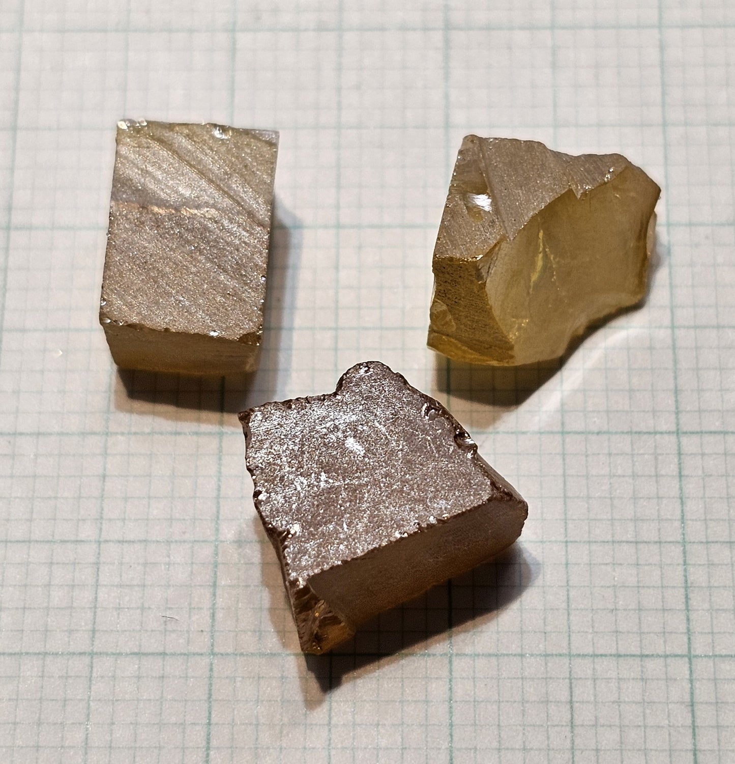 BGO20 Bismuth Germanate Facet Rough