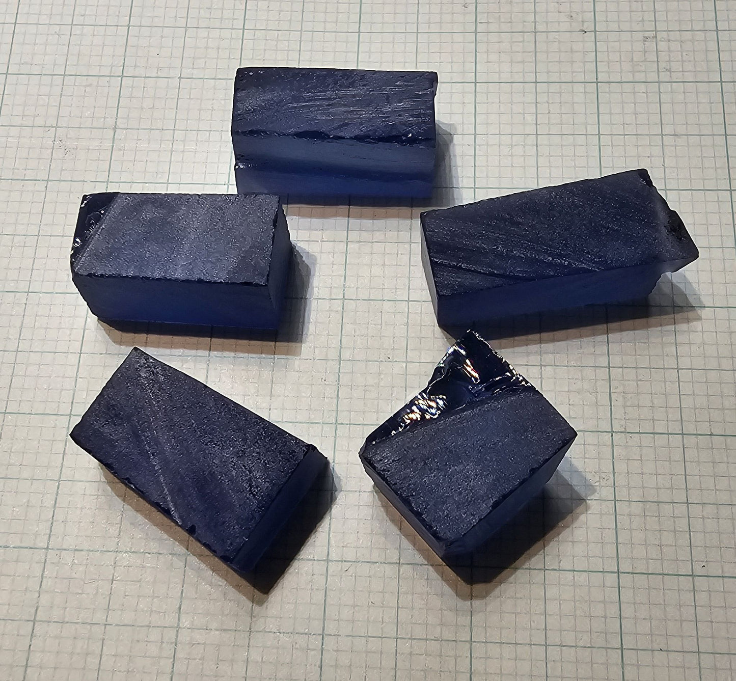 Blue Sapphire Rough, Czochralski Grown Sapphire Crystals
