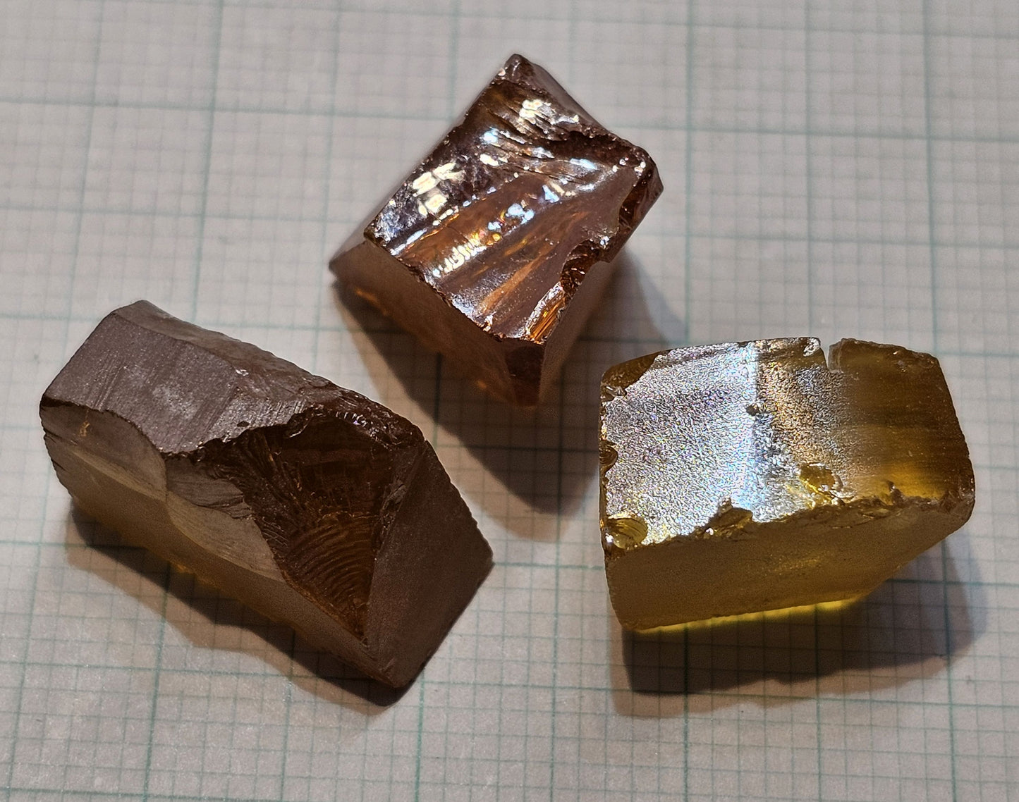 BGO20 Bismuth Germanate Facet Rough