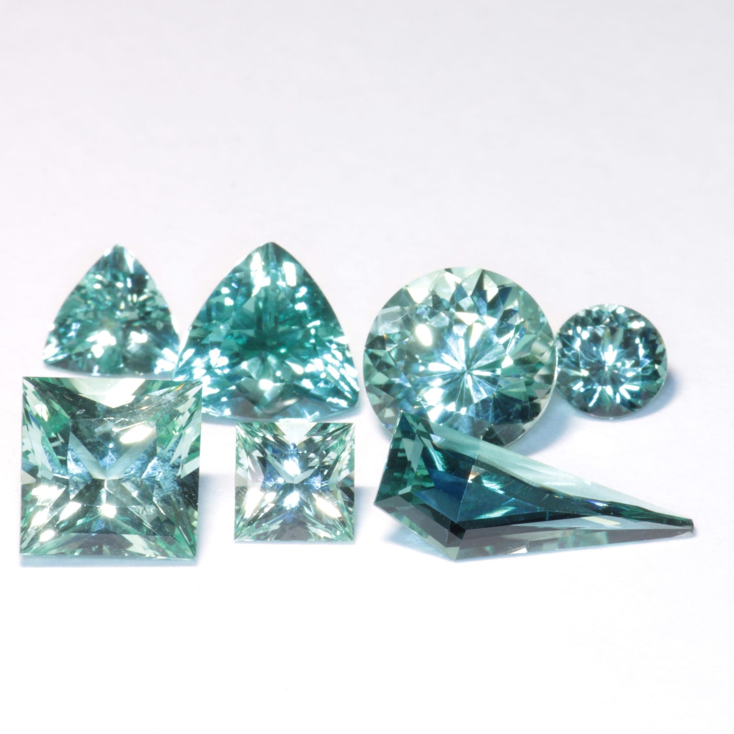 Green Sapphire Loose Stones, Faceted Czochralski Grown Gem