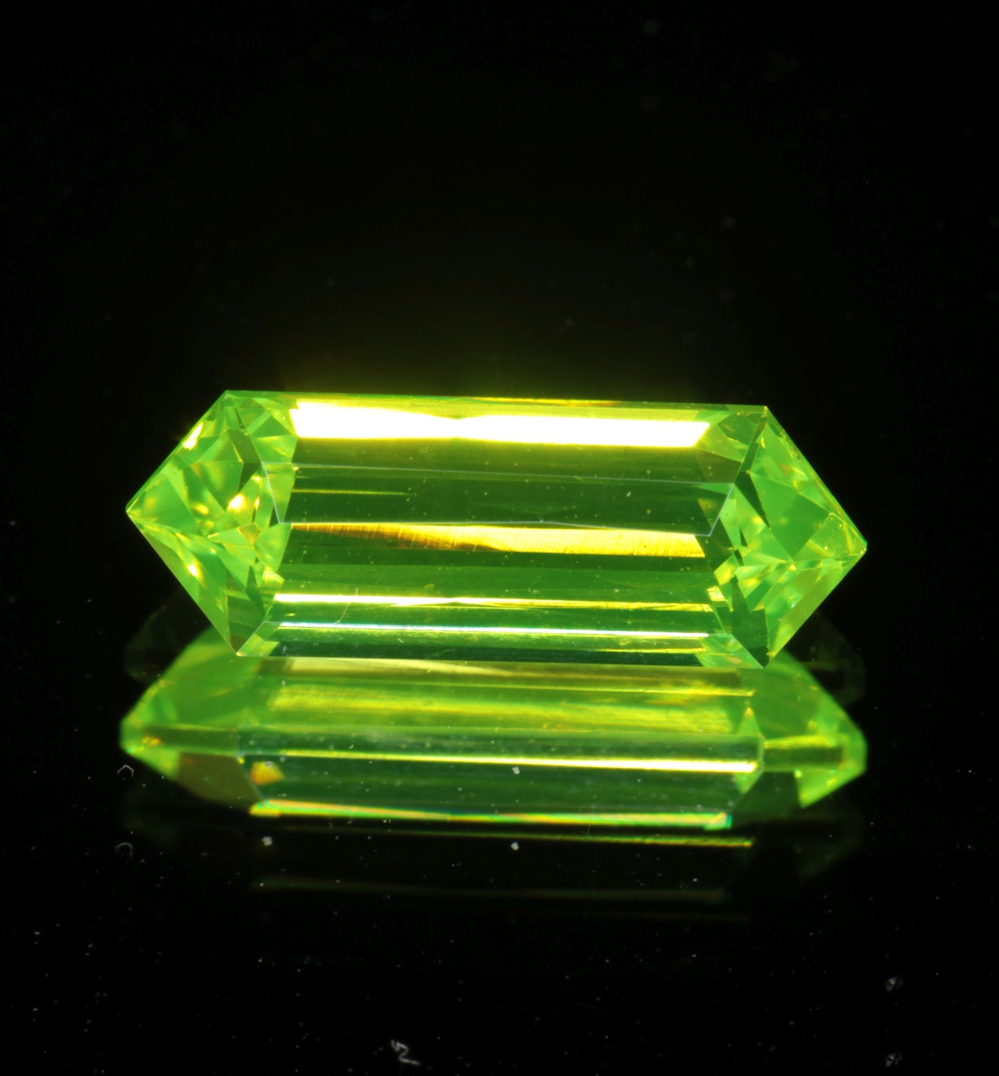 Rupee Cut LuAG Gems, Ultrabright Green Lumogarnet Scintillators