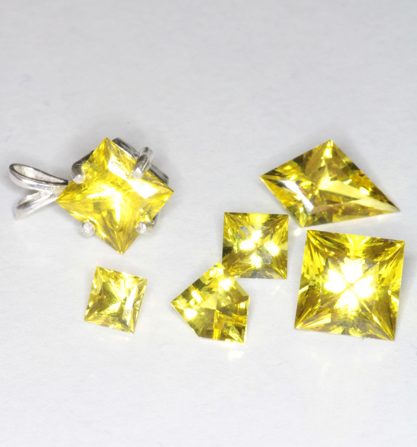 Yellow Sapphire Jewelry, Earrings Pendants and Rings, Czochralski Grown Crystals