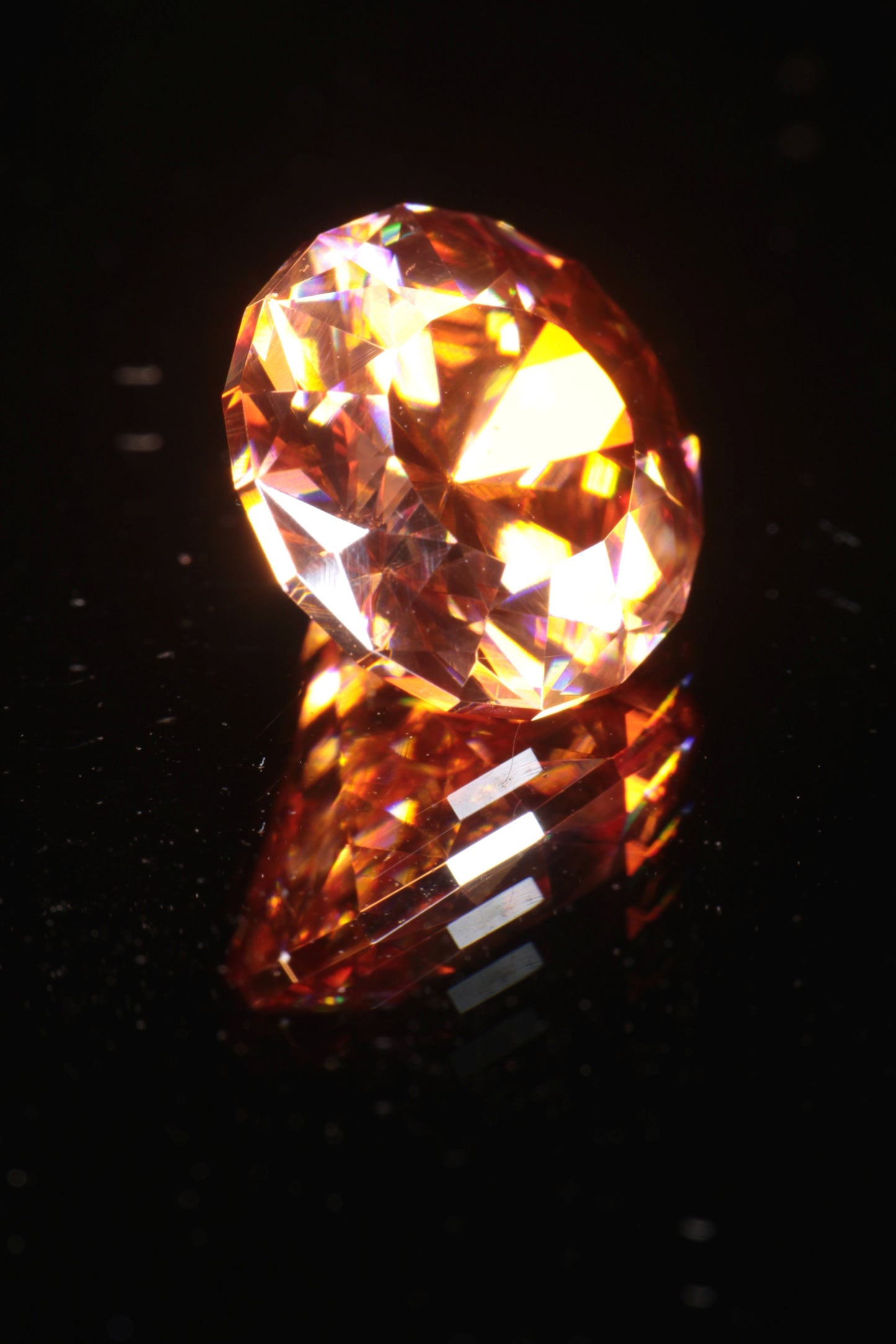 Hologram Crystal (Iron-Doped Lithium Niobate) faceted Stones