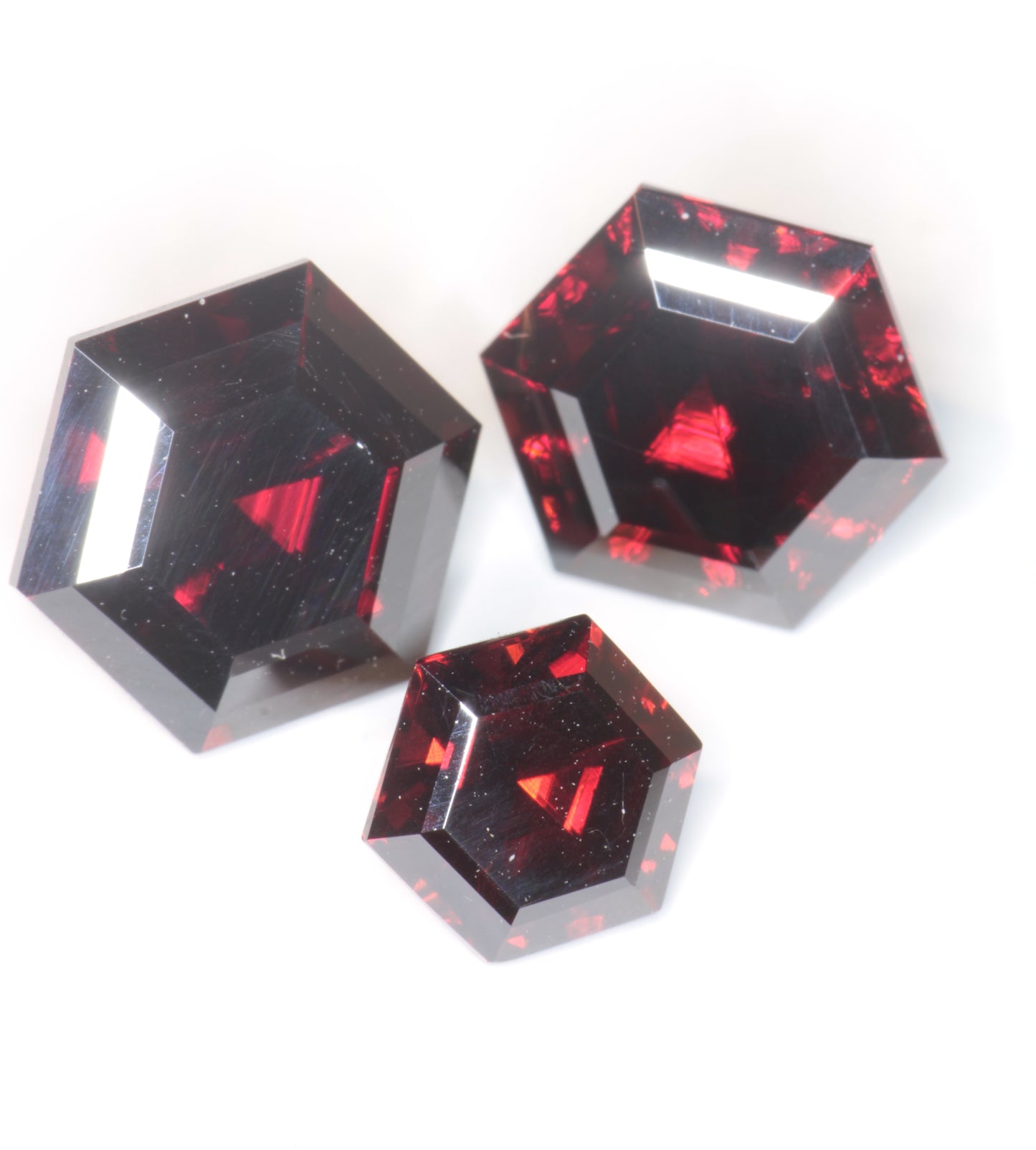 Hologram Crystal (Iron-Doped Lithium Niobate) faceted Stones