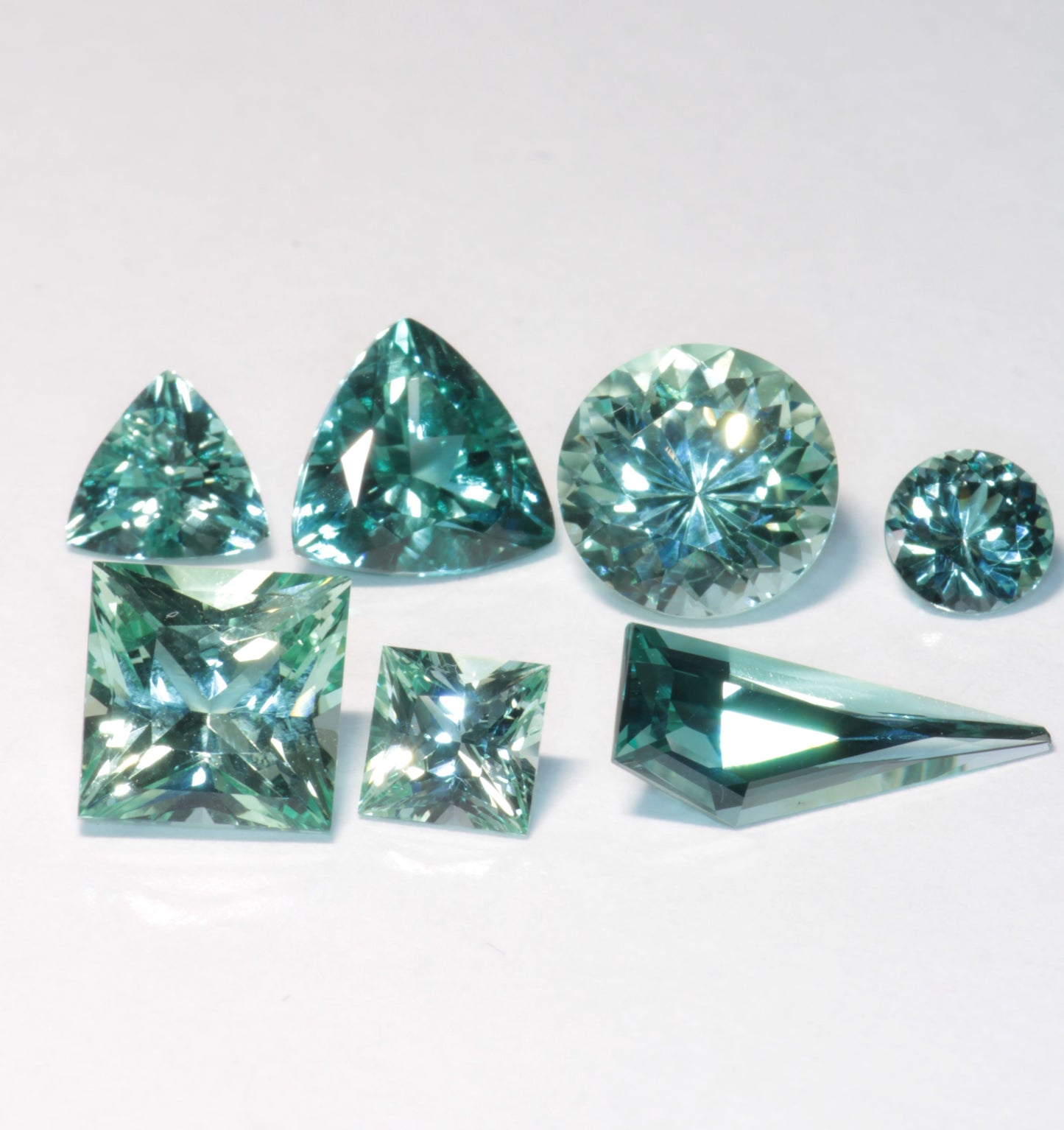 Green Sapphire Loose Stones, Faceted Czochralski Grown Gem