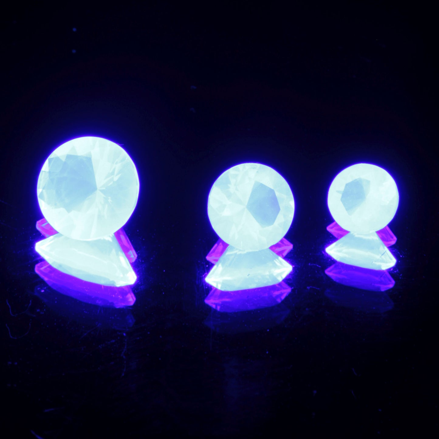 Lab Fluorite Faceted Loose Gems Blue Fluorescent Scintillator