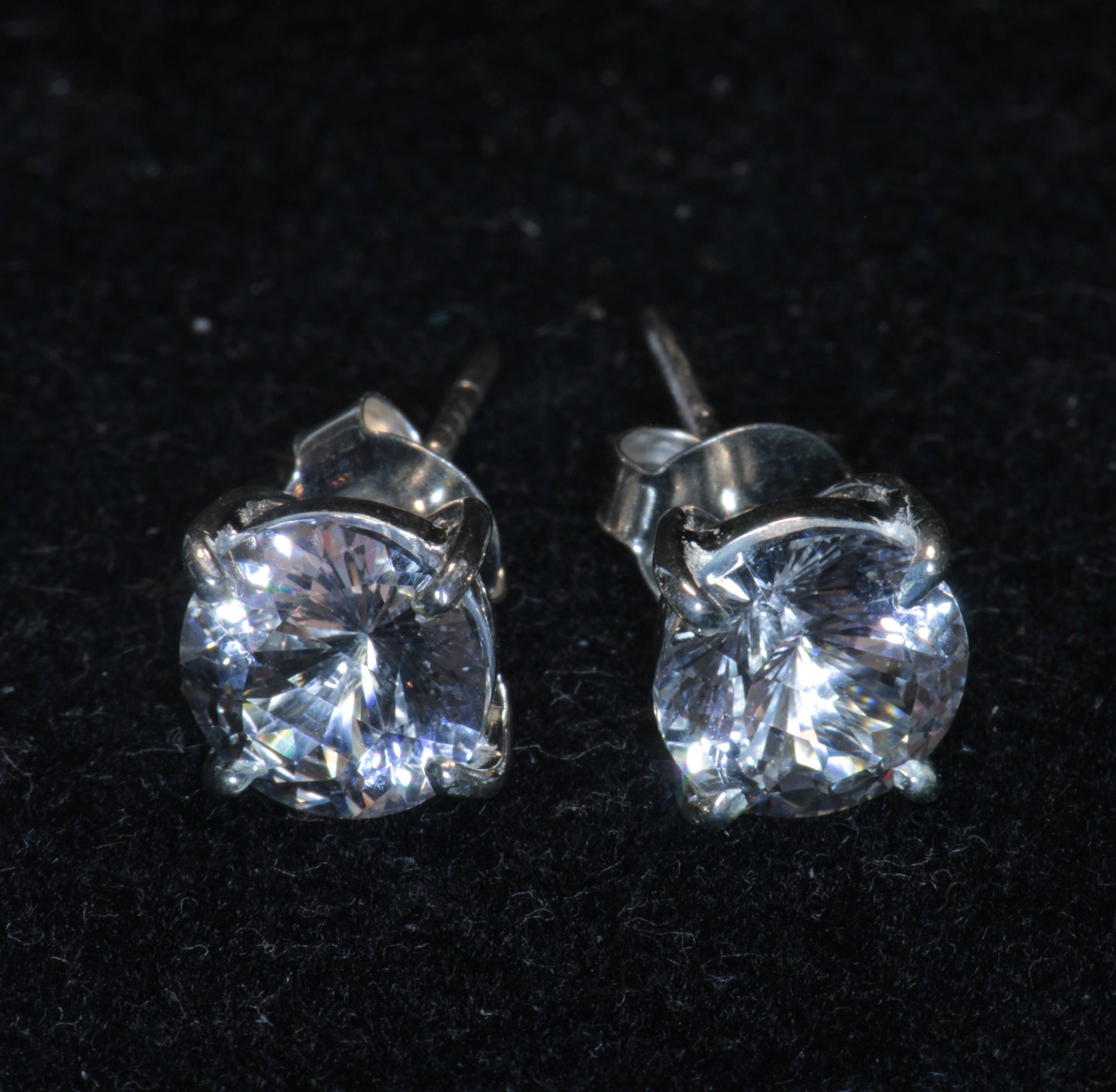 EOTS Cut F-35 Window and Round Cut Sapphire Earrings in Sterling Silver (F35 Gem)