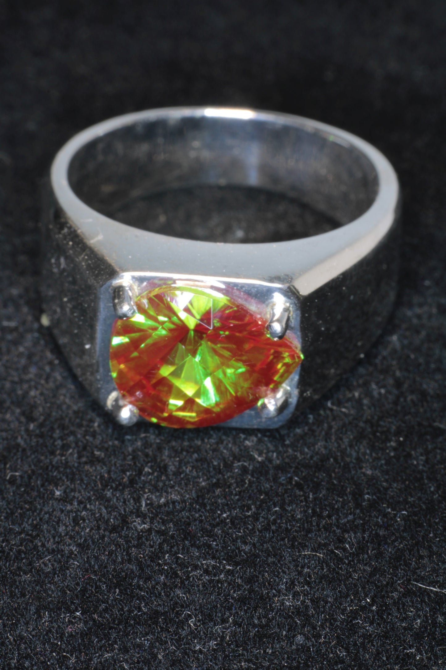 Christmas Garnet Jewelry, Earrings Pendants and Rings