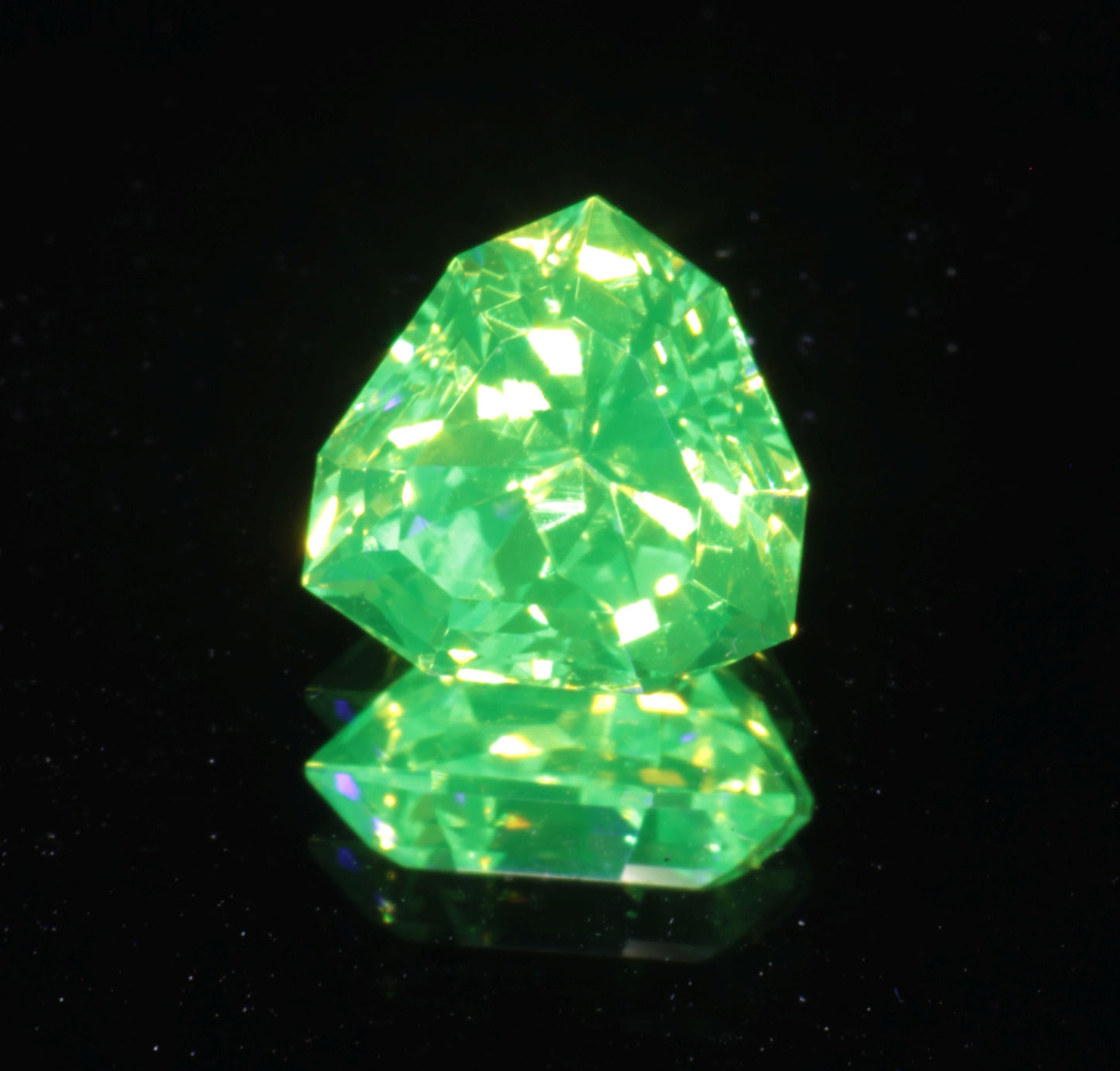 LuAG Lumogarnet Faceted Loose Gems