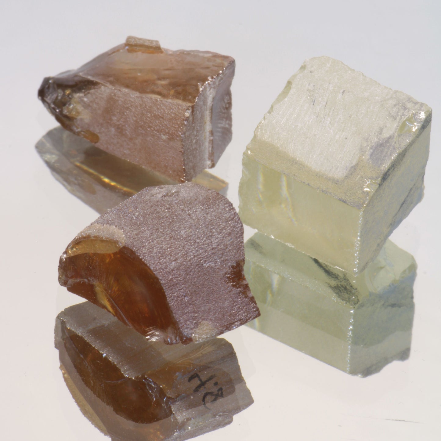 Rutile Facet Rough, Lab Created Rutile Uncut