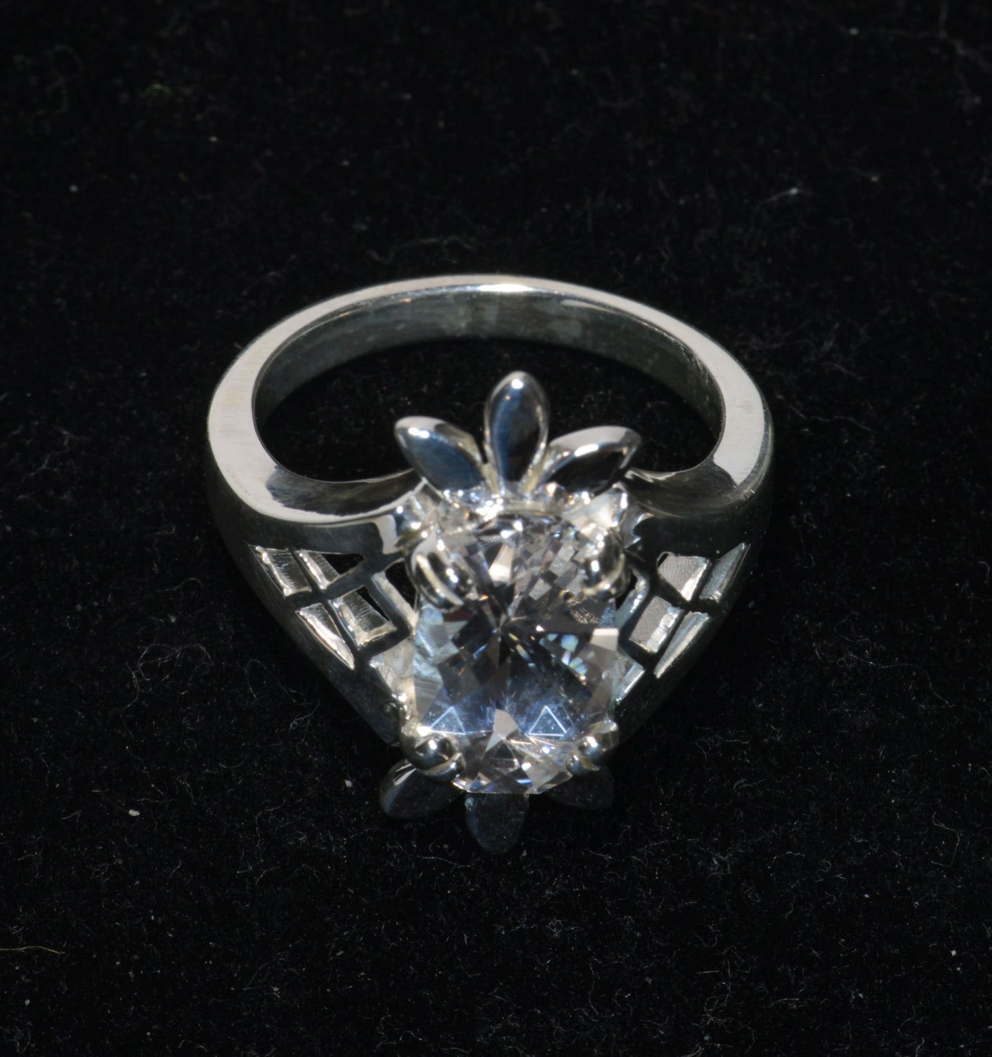 F-35 Fighter Jet Window Sapphire Rings in Sterling (F35 Gem)