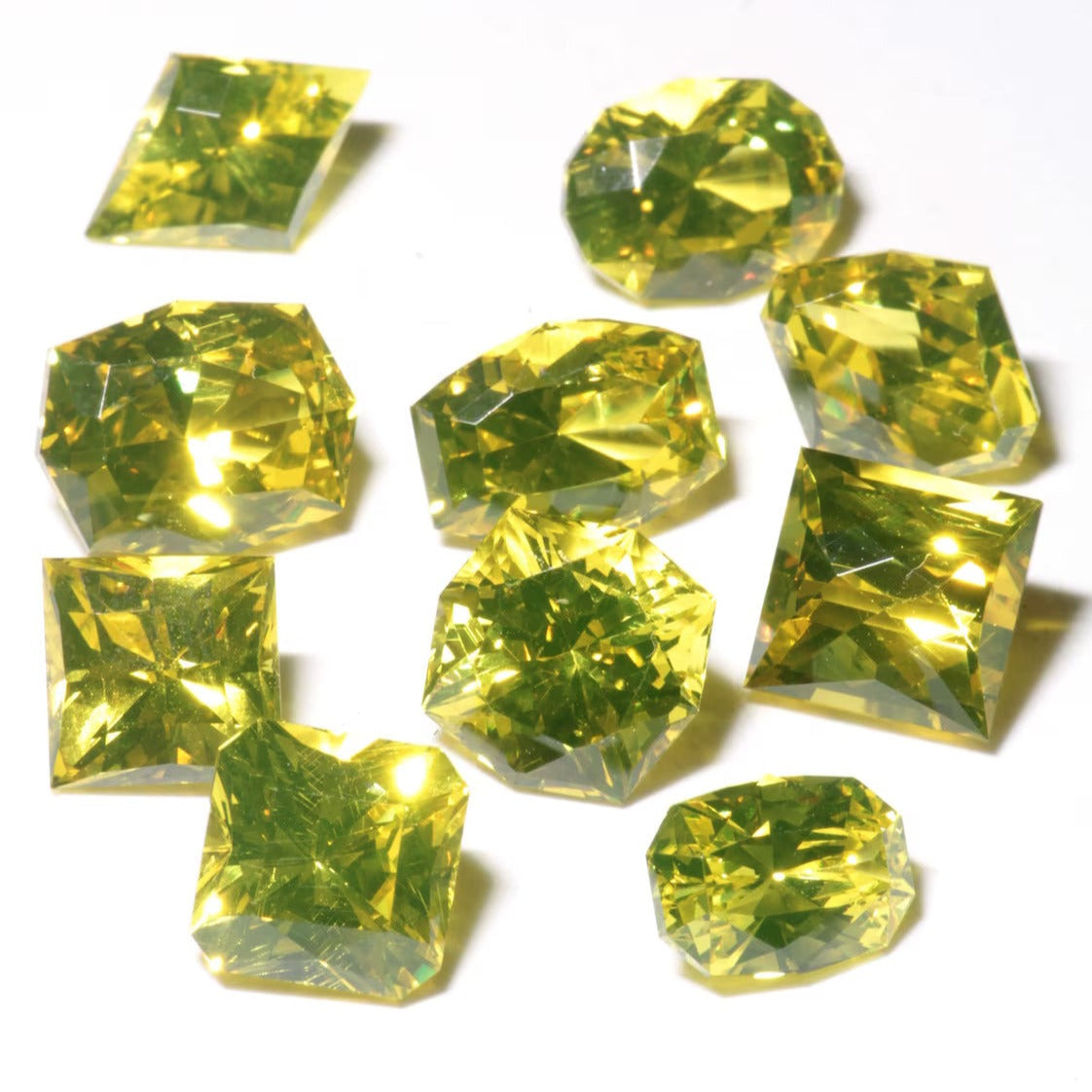 Golden Laser Garnet Faceted Stones, Nd+Ce YAG
