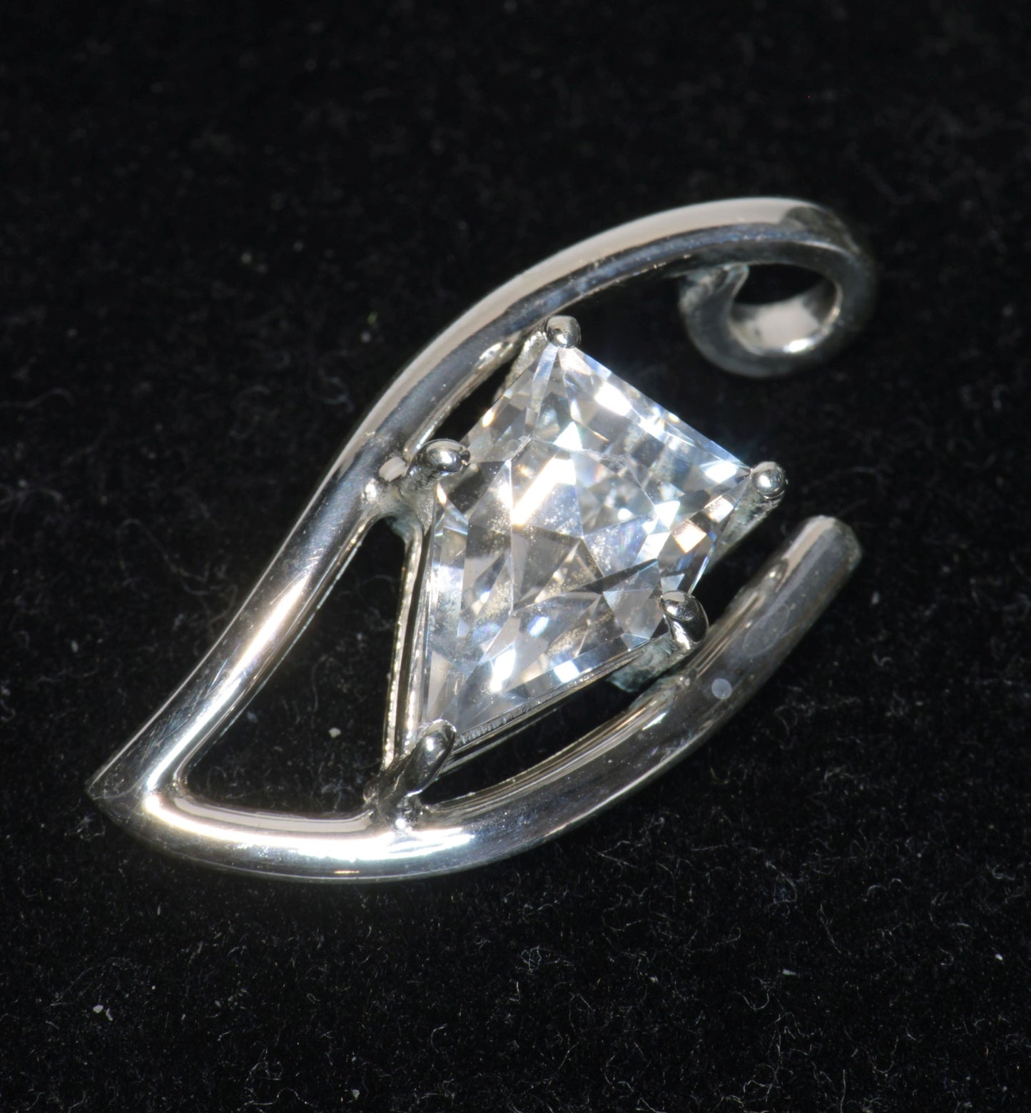 F-35 Fighter Jet Window Sapphire Pendants in Sterling with Custom Sensor Cut (F35 Gem)