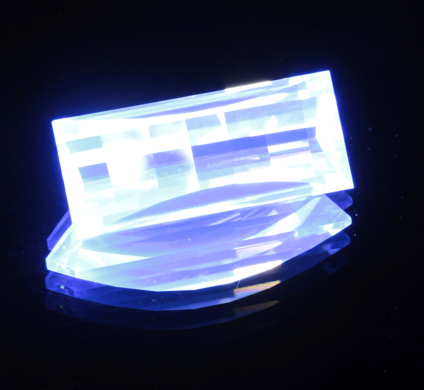 LYSO Faceted Loose Gems Blue Fluorescent Scintillator