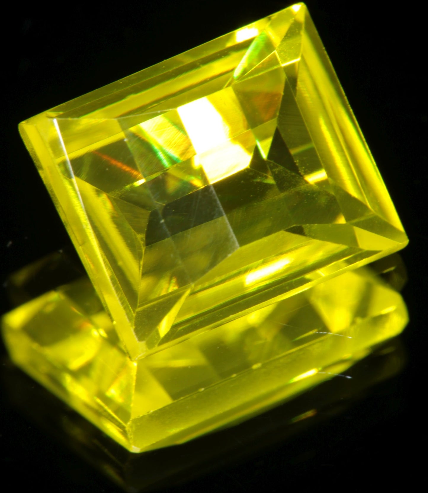 Fantasy Cut GAGG Lumogarnets