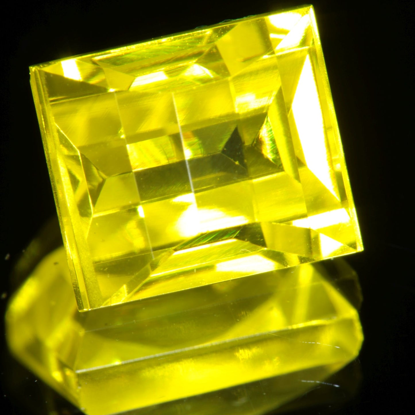 Fantasy Cut GAGG Lumogarnets