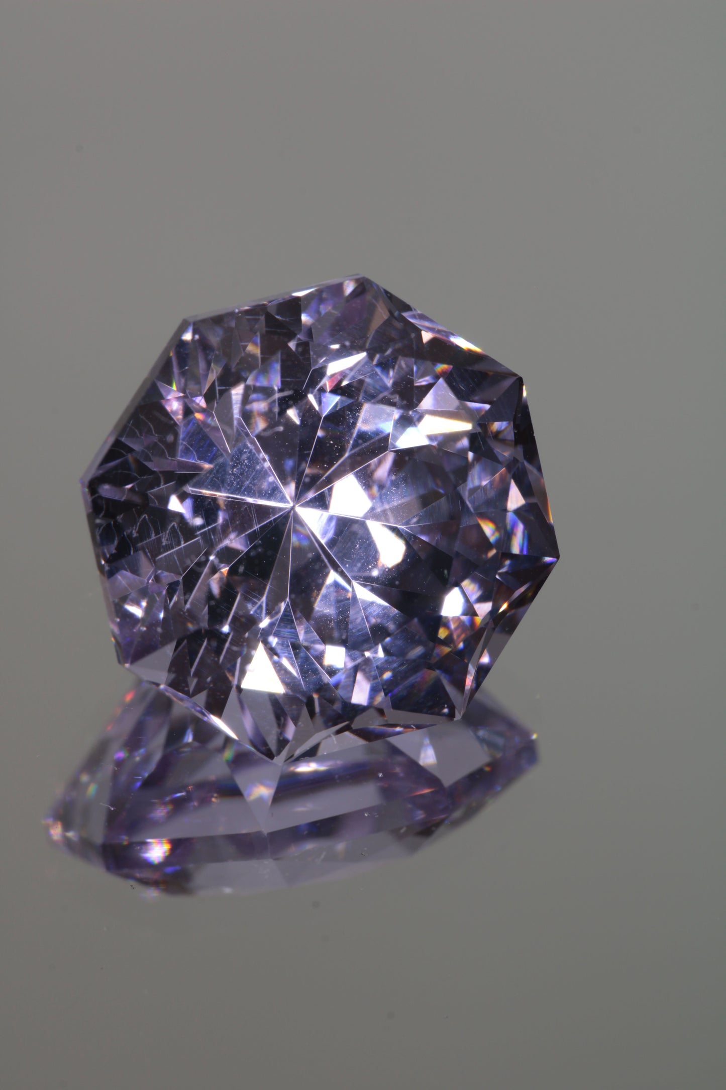 Large Violet Laser Garnet, Nd YAG