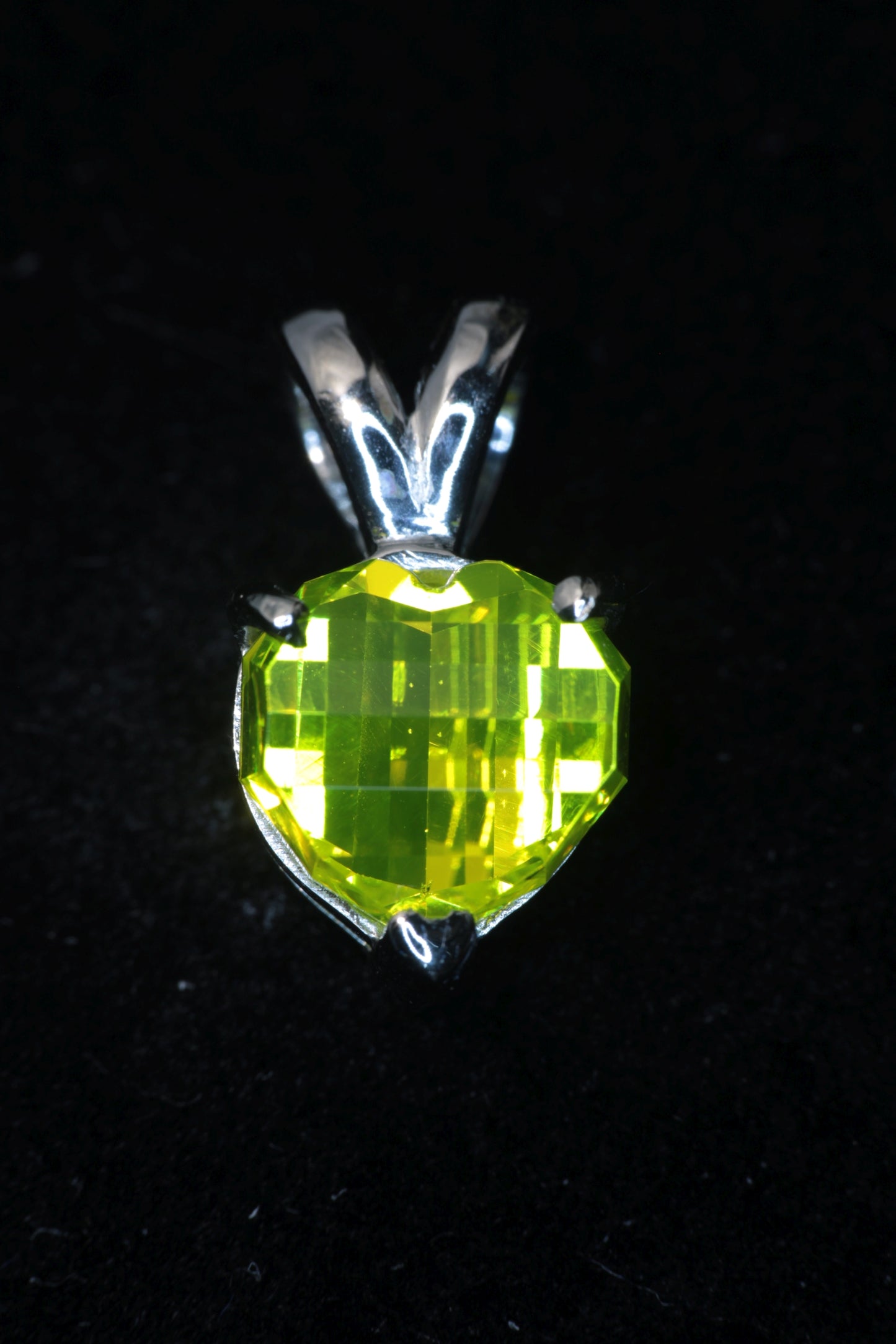 RetroHeart™ Pendants in Sterling Silver, Pixel Heart Cut