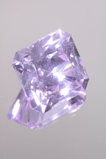 Large Violet Laser Garnet, Nd YAG