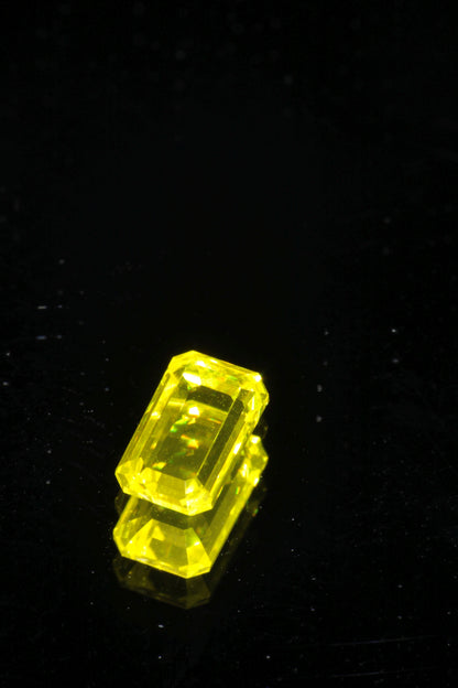 Glow in the Dark GAGG Lumogarnet High Glow Loose Faceted Stones