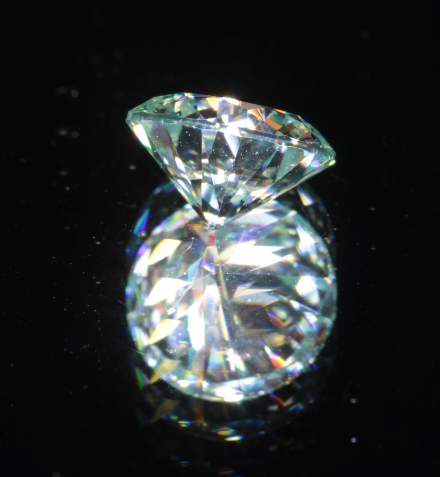 Near-Colorless Moissanite, Light Gold Moissanite Gems