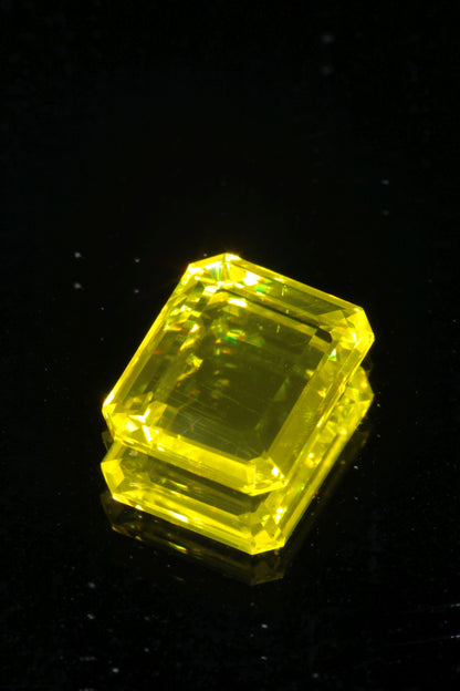 Glow in the Dark GAGG Lumogarnet High Glow Loose Faceted Stones