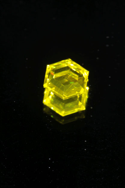 Glow in the Dark GAGG Lumogarnet High Glow Loose Faceted Stones
