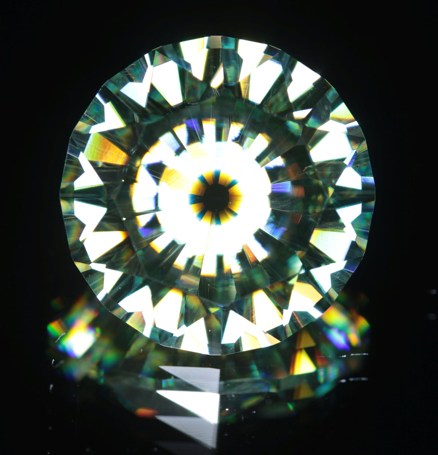 The Gaze, Eye Cut Moissanite for Look Outside, 10ct