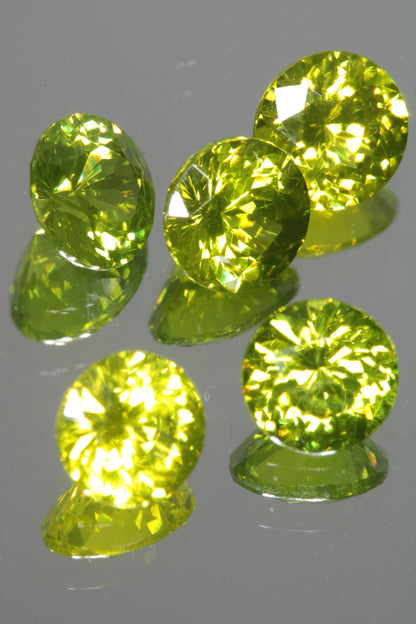 Zombie Garnet, Yellow Green Laser Garnet Faceted Stones, Ce+?? YAG