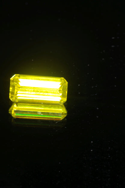 Glow in the Dark GAGG Lumogarnet High Glow Loose Faceted Stones