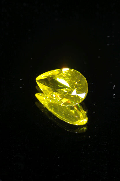 Glow in the Dark GAGG Lumogarnet High Glow Loose Faceted Stones