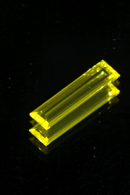 Glow in the Dark GAGG Lumogarnet High Glow Loose Faceted Stones