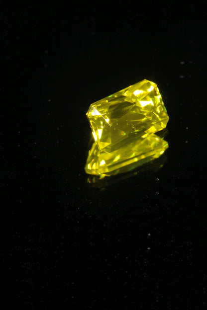 Glow in the Dark GAGG Lumogarnet High Glow Loose Faceted Stones