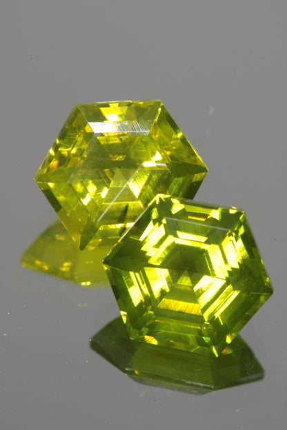 Zombie Garnet, Yellow Green Laser Garnet Faceted Stones, Ce+?? YAG