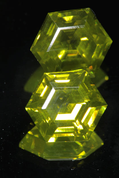 Zombie Garnet, Yellow Green Laser Garnet Faceted Stones, Ce+?? YAG