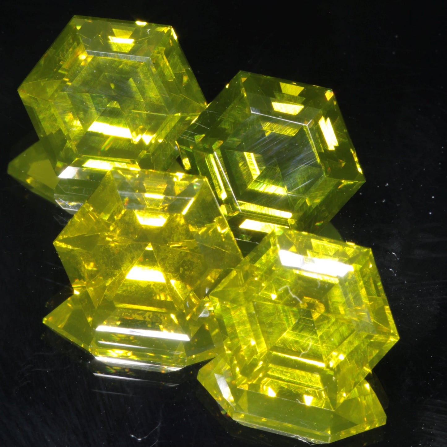 Zombie Garnet, Yellow Green Laser Garnet Faceted Stones, Ce+?? YAG