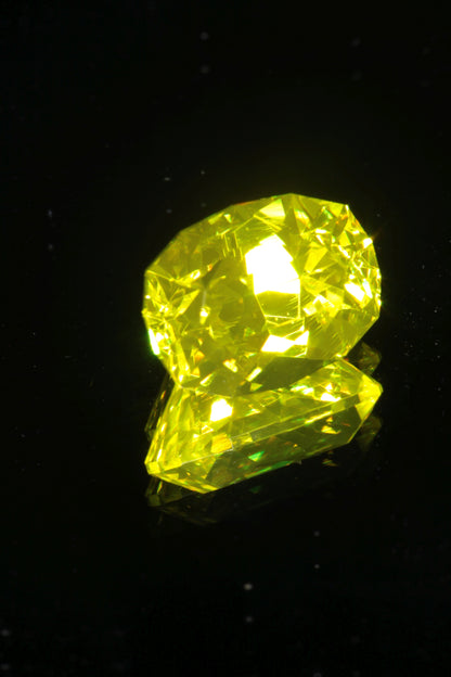 Glow in the Dark GAGG Lumogarnet High Glow Loose Faceted Stones
