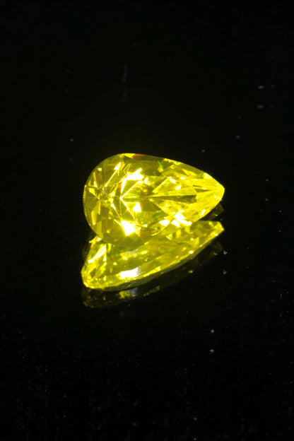 Glow in the Dark GAGG Lumogarnet High Glow Loose Faceted Stones