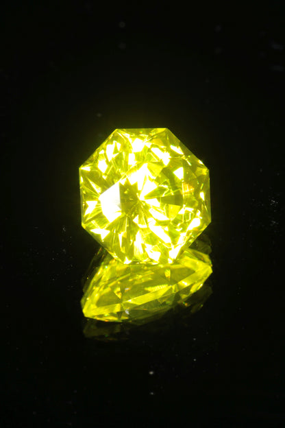 Glow in the Dark GAGG Lumogarnet High Glow Loose Faceted Stones
