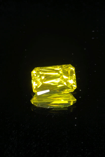 Glow in the Dark GAGG Lumogarnet High Glow Loose Faceted Stones