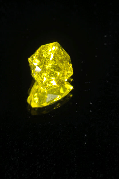 Glow in the Dark GAGG Lumogarnet High Glow Loose Faceted Stones