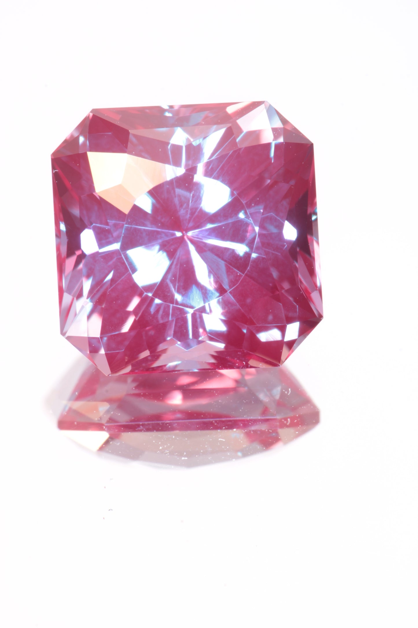 Laser Alexandrite Faceted Stones Lab Created, Red Glow Alexandrite