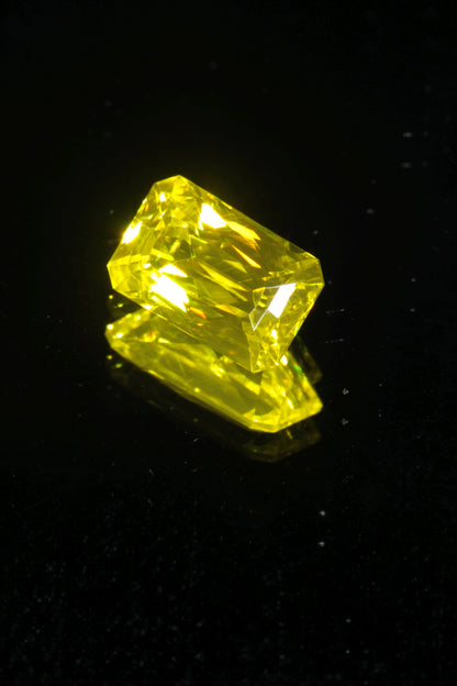 Glow in the Dark GAGG Lumogarnet High Glow Loose Faceted Stones