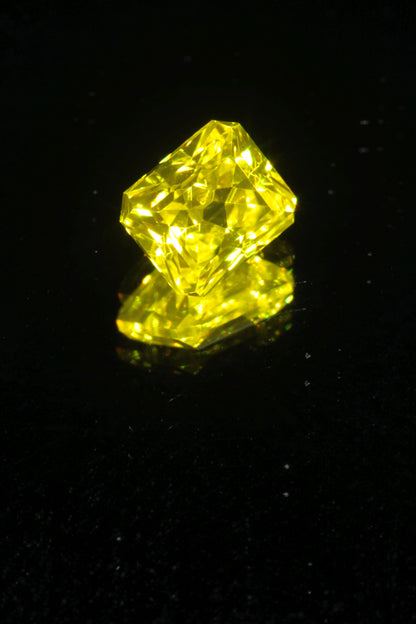 Glow in the Dark GAGG Lumogarnet High Glow Loose Faceted Stones