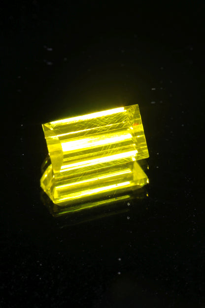 Glow in the Dark GAGG Lumogarnet High Glow Loose Faceted Stones