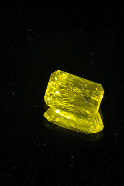 Glow in the Dark GAGG Lumogarnet High Glow Loose Faceted Stones