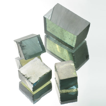 Dichroic Blue Yellow Moissanite Facet Rough