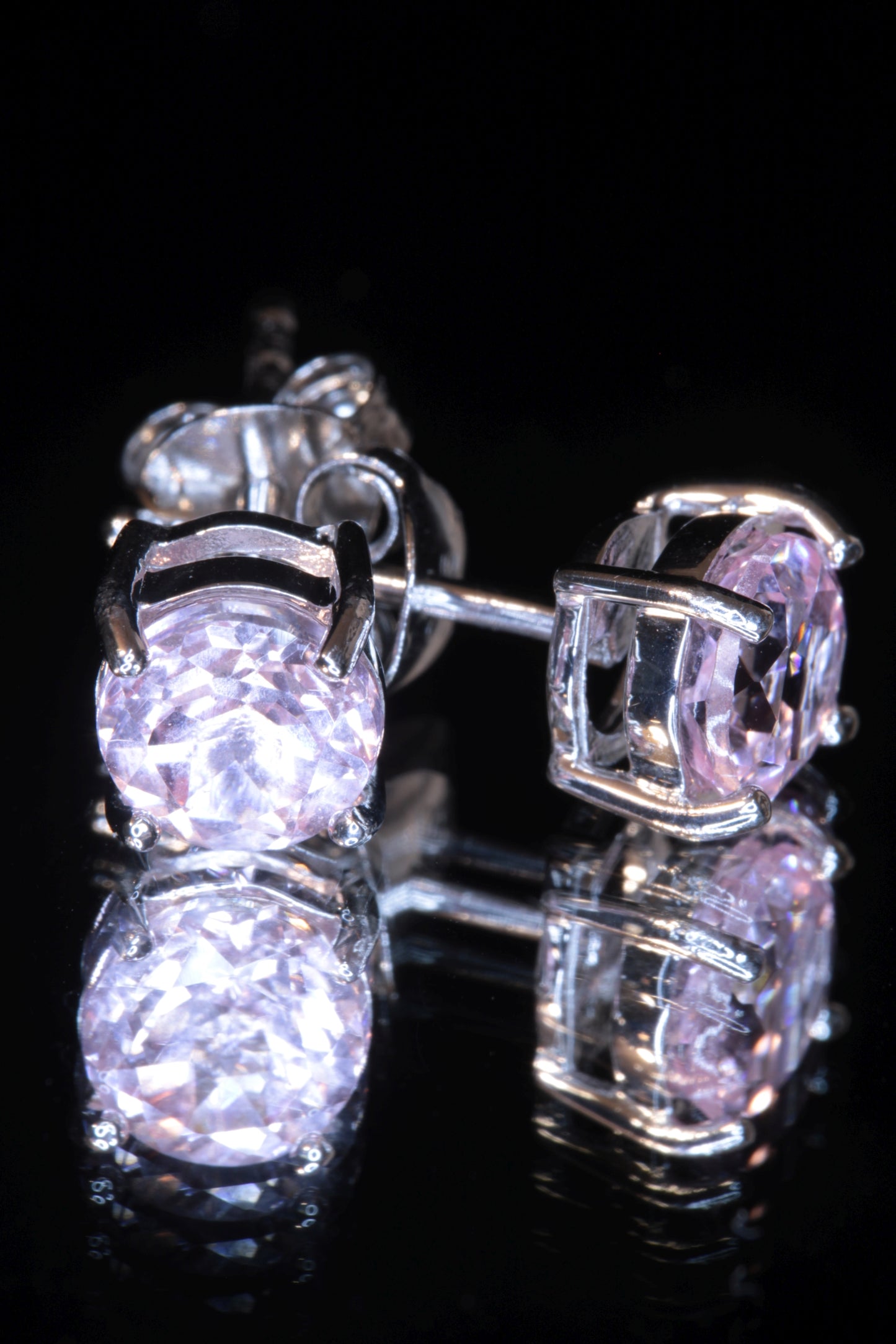 Laser Sapphire Jewelry, Titanium Sapphire Pendants Rings and Earrings