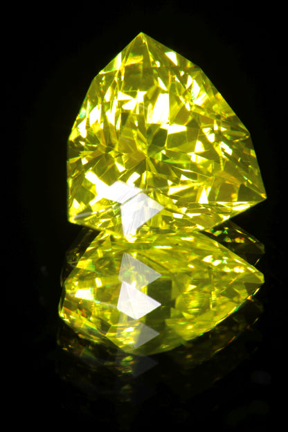 Glow in the Dark GAGG Lumogarnet High Glow Loose Faceted Stones